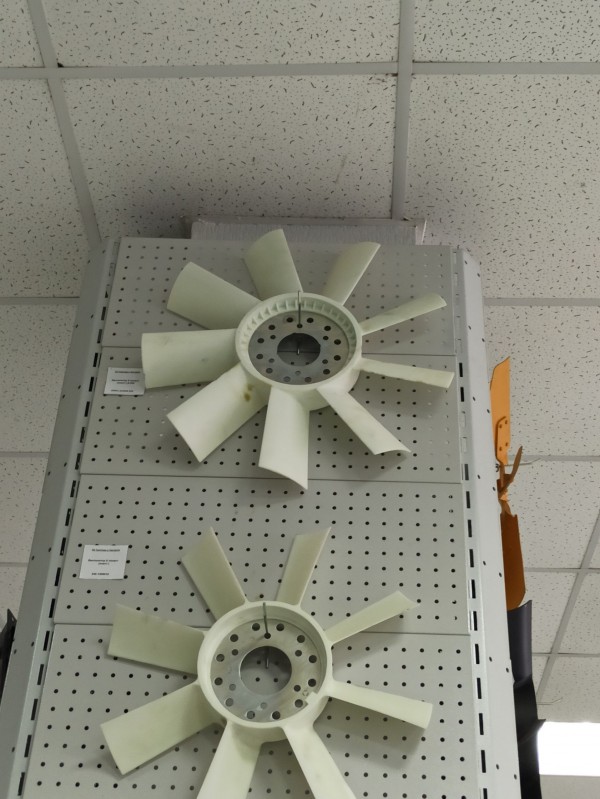 Вентилятор 9 лопаст. (пласт.) Д-260 — 1