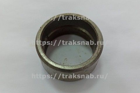 Втулка распредвала средняя — 1