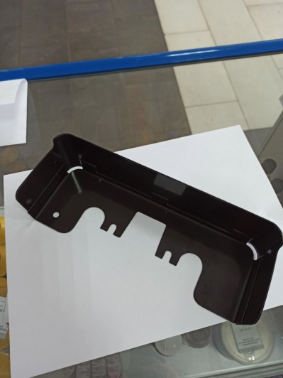 Кожух заднего фонаря