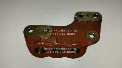 Кронштейн переднего ведущего моста (ЦС-50)
