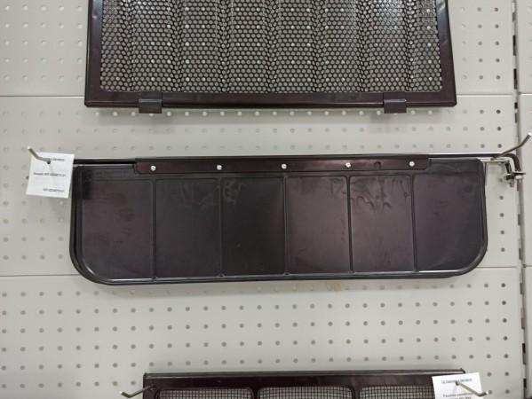 Козырек 80П-8204010-01 — 1