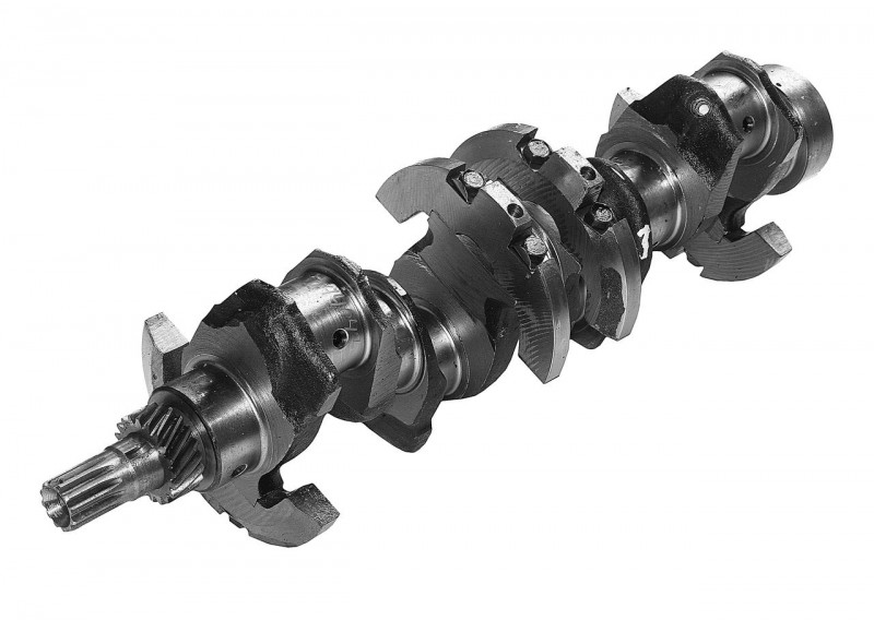 Вал коленчатый Д-243 (7 отв. шлиц) — 1