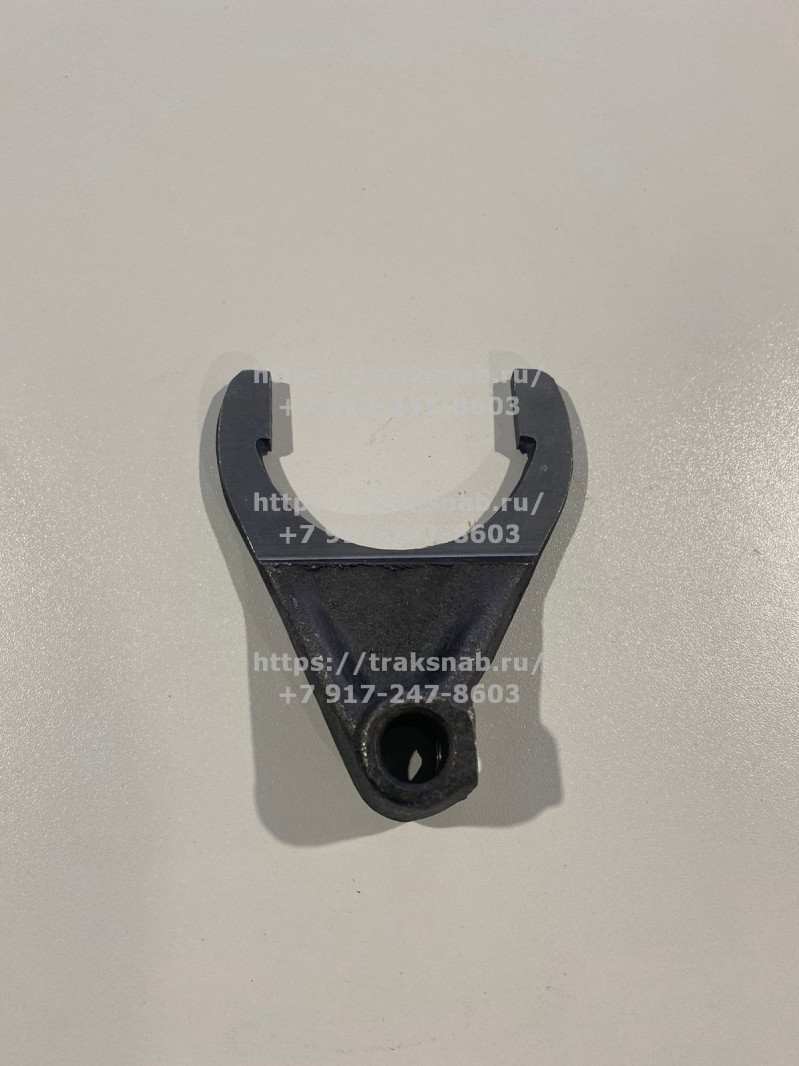 Вилка 220-1702028 — 1